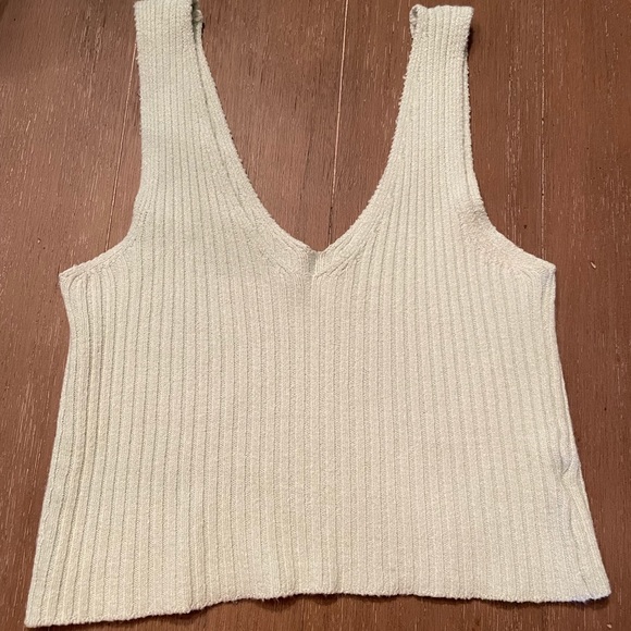 Brandy Melville Rina cotton tank top - Picture 4 of 4
